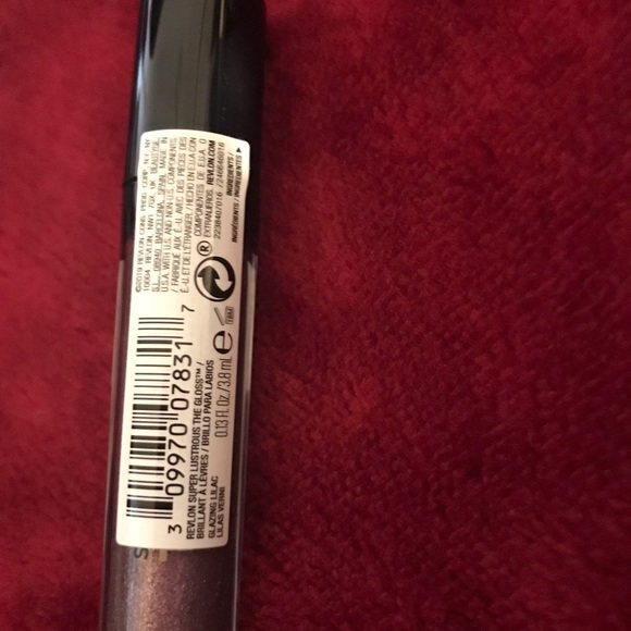 Revlon lip gloss 302 glazing lilac - Picture 2 of 3